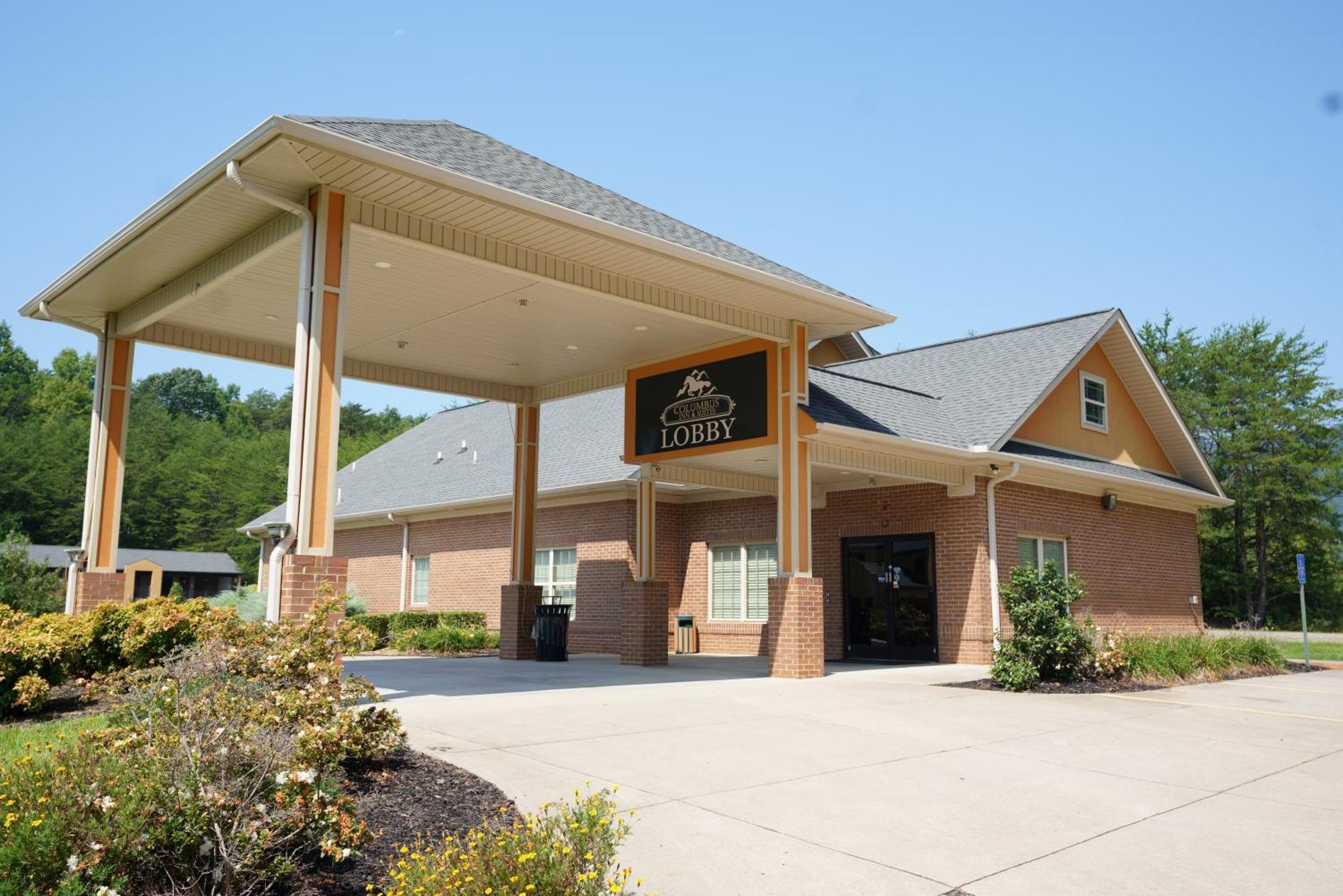 Columbus Inn And Suites Kültér fotó